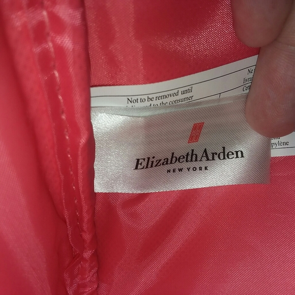 Elizabeth Arden- Makeup Bag - Picture 3 of 5